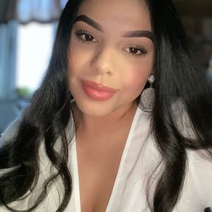 Meet your Posher, Rosa